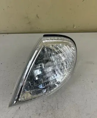 Nissan Almera N16 Front indicator light 185822B