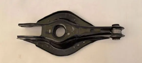 BMW 1 E81 E87 Rear control arm 10353212