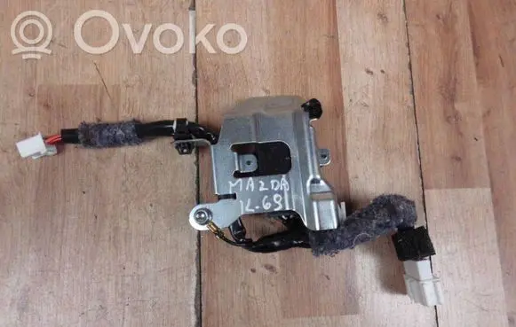 Mazda CX-5 II Seat heating relay FU103K169