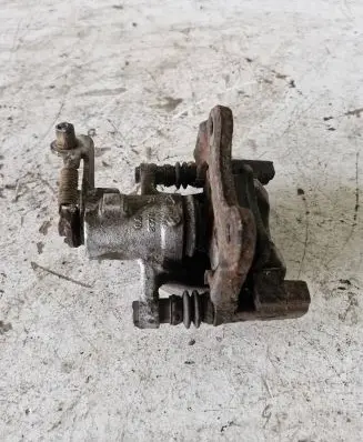 Renault Scenic II - Grand scenic II Rear brake cylinder 