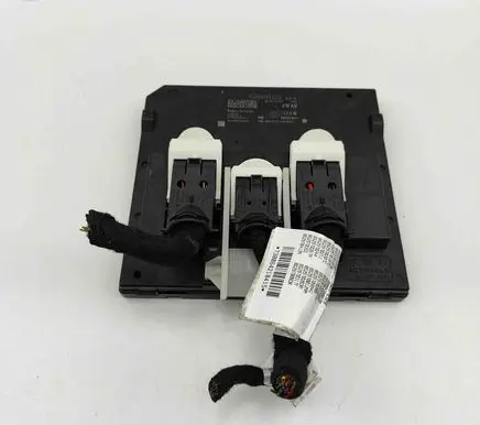 Audi TT TTS RS Mk3 8S Central body control module A3C00413204 5Q0937084DG