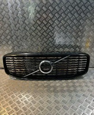 Volvo XC60 Front bumper upper radiator grill 3142553831425534