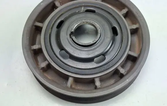 Peugeot 3008 II Crankshaft pulley 9821624380