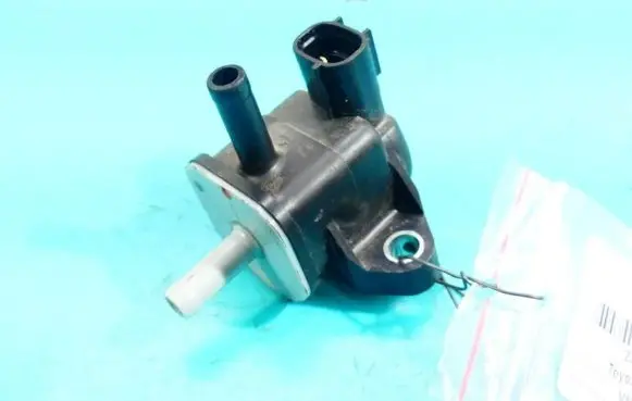 Toyota Yaris Turbo solenoid valve 136200-7120 IMPRK1197669