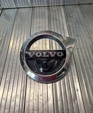 Volvo XC60 Manufacturer badge logo/emblem 31383855 31383646