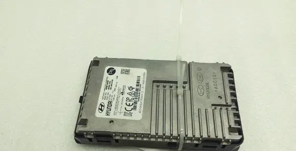 Hyundai Kona I Wireless charging module 95560CM000