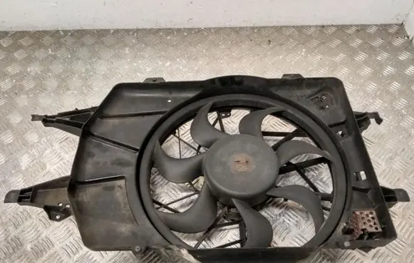 Ford Focus Air conditioning (A/C) fan (condenser) 3136613290 3135103453