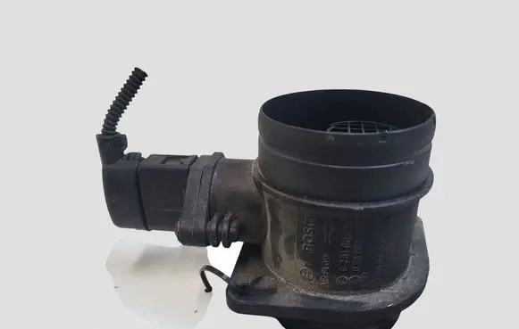 Seat Leon (1P) Mass air flow meter 0281002531 038906461B