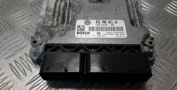 Volkswagen PASSAT B6 Engine control unit/module 03G906021AC
