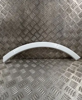 Audi Q7 4M Rear arch trim 4M0853817E