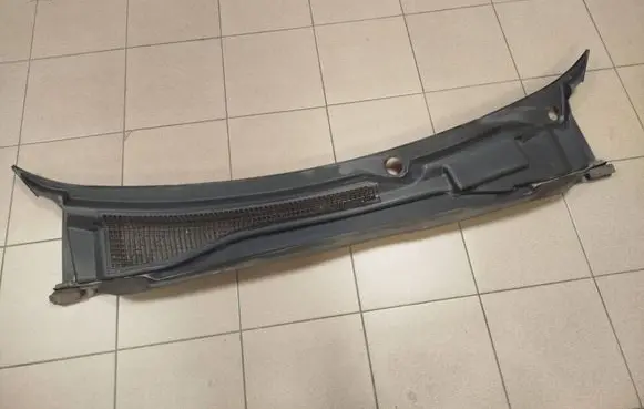 Chrysler Town u0026 Country V Wiper trim 05113056AA