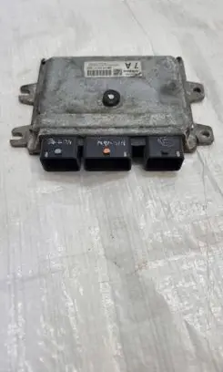 Nissan Note (E11) Engine control unit/module ECU MEC93-050