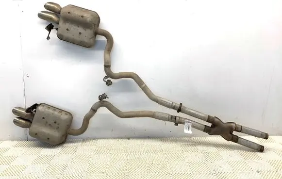 Ford Mustang VI Rear muffler/silencer tail pipe
