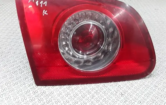 Volkswagen PASSAT B6 Tailgate rear/tail lights 3C9945093