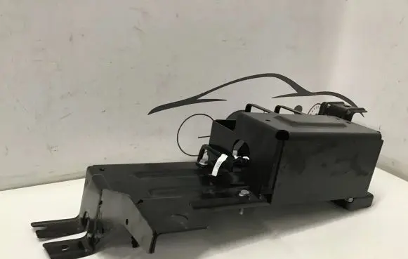 Battery bracket
