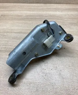 Renault Megane I Rear window wiper motor 7700838379 0390206510