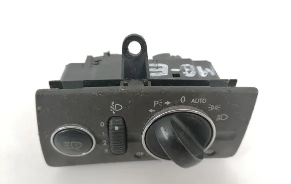Mercedes-Benz CLS C219 Light switch 2115450504