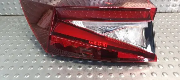 Skoda Enyaq iV Rear/tail lights S26372434 5LA945207