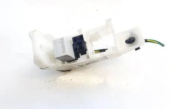 Toyota Auris 150 Other relay 9008087019