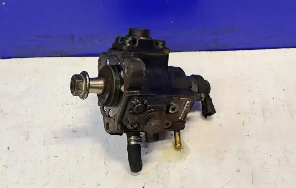 Saab 9-3 Ver2 Mechanical fuel pump 0445010184 93188709