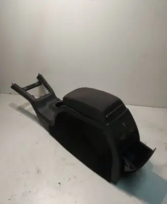 Skoda Octavia Mk2 (1Z) Armrest 