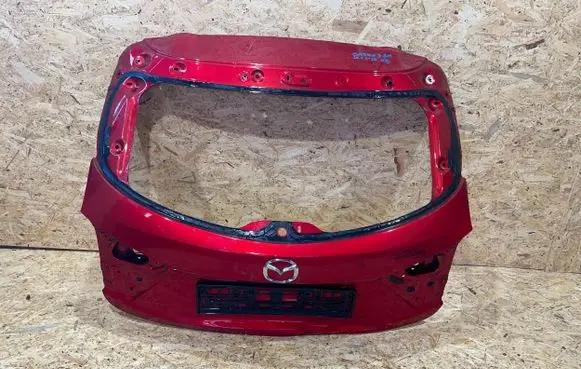Mazda 3 III Tailgate/trunk/boot lid S2501M641