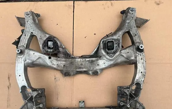 BMW 7 F01 F02 F03 F04 Front subframe