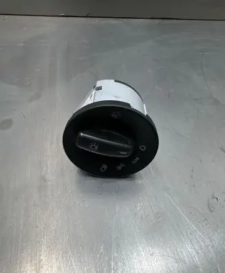 Skoda Octavia Mk2 (1Z) Light switch 1Z0941431H 10009052