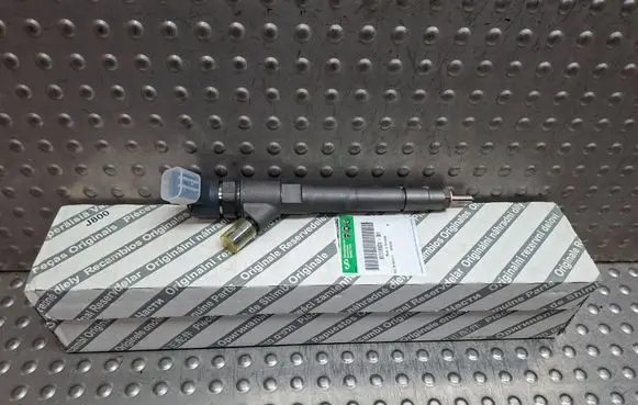 Fuel injector