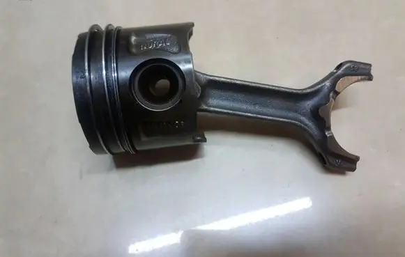 Opel Insignia A Piston 