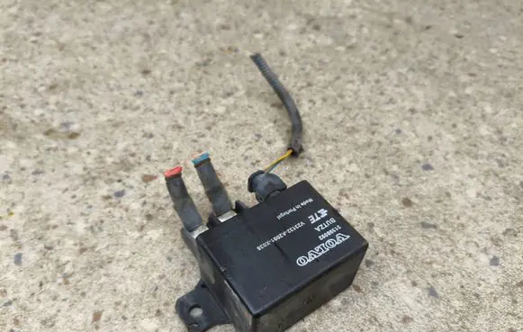 Volvo XC90 Coolant fan relay 31398092 BUTZA V23132A2001X038