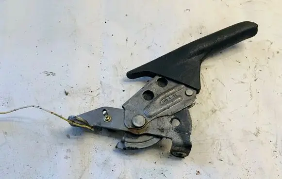 Mazda 323 Handbrake/parking brake lever assembly