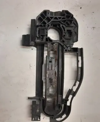 Audi A6 S6 C6 4F Front door exterior handle/bracket 4f0837886
