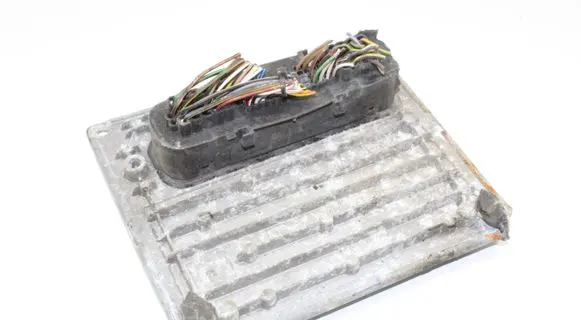 Ford Ka Engine control unit/module 4S6112A650SC