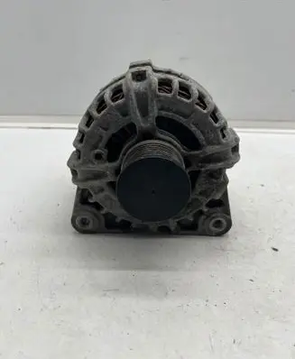 Nissan Qashqai Generator/alternator 231004BE0B F000BL0814 231004BE0BF