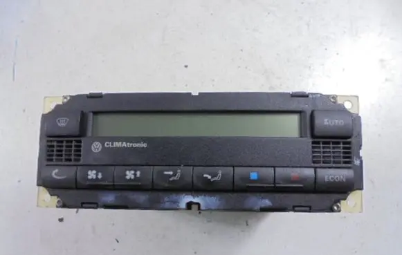 Volkswagen PASSAT B5 Air conditioning/heating control unit 3B1907044B