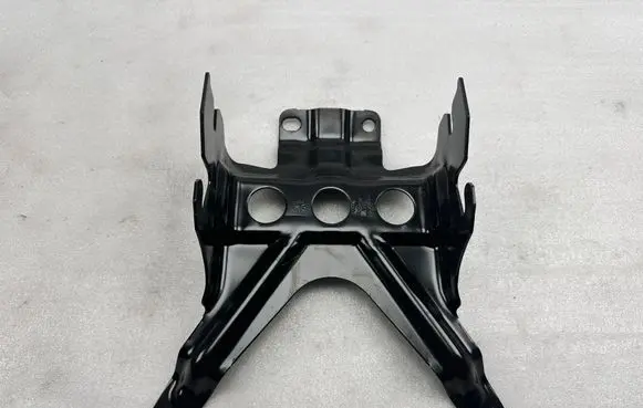 Audi A8 S8 D4 4H Holder (bracket) 4H0885153