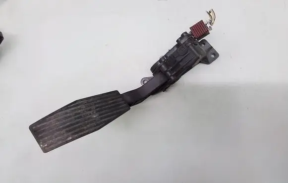 Opel Signum Accelerator throttle pedal 9186724