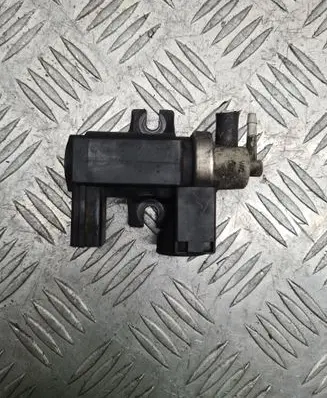 Audi A4 S4 B7 8E 8H Turbo solenoid valve 8E0906627C 72290313