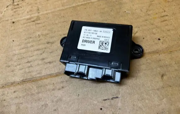 Ford Fusion II Door control unit/module GR2T14B531AR