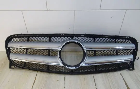 Mercedes-Benz GLA W156 X156 Front bumper upper radiator grill A1568880460