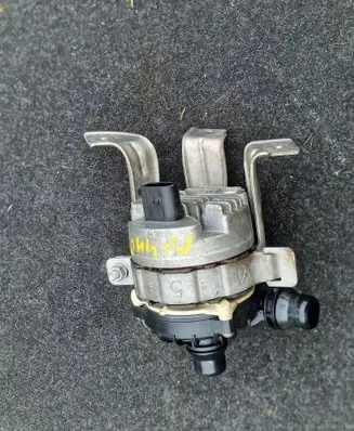 BMW 4 G22 G23 G24 G26 Electric auxiliary coolant/water pump 5A5BD13 AA913388000