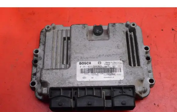 Opel Vivaro Engine control unit/module ECU 8200389519