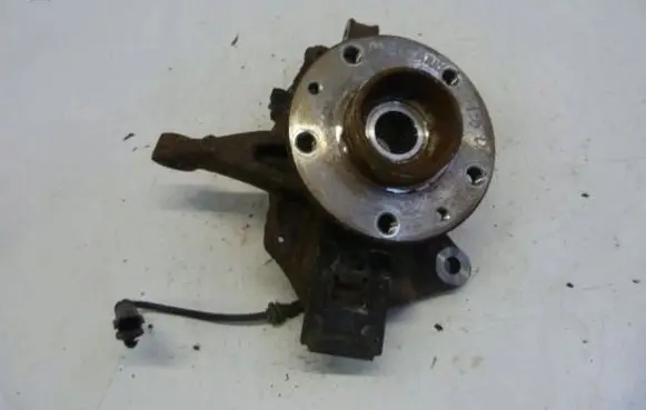 Renault Megane III Front wheel hub spindle knuckle