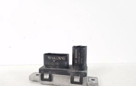 Glow plug pre-heat relay