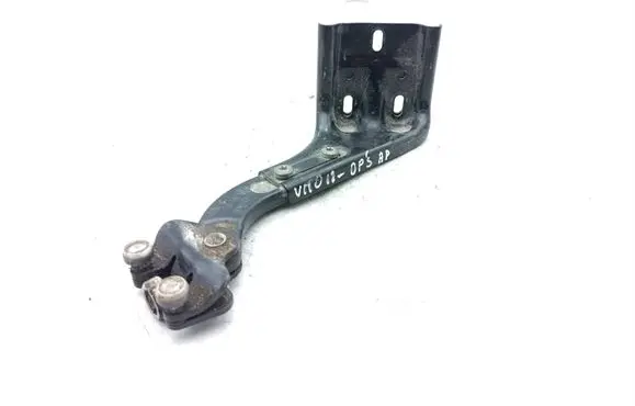 Mercedes-Benz Vito Viano W639 Sliding door lower roller guide/hinge A6397680114 00S9Z