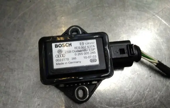 Audi A6 S6 C5 4B ESP acceleration yaw rate sensor 8E0907637A 0265005245
