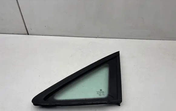 Volkswagen Touran II Front triangle window/glass 1T0845411