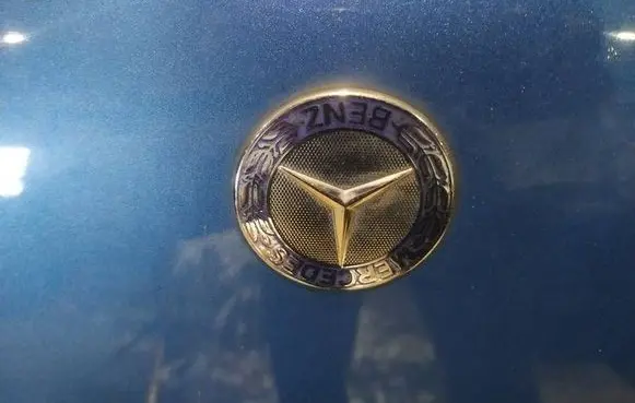 Mercedes-Benz A W169 Manufacturer badge logo/emblem