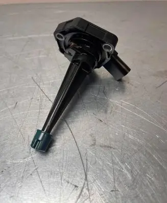 Audi A4 S4 B8 8K Oil level sensor 04L907660A 6PR01041806